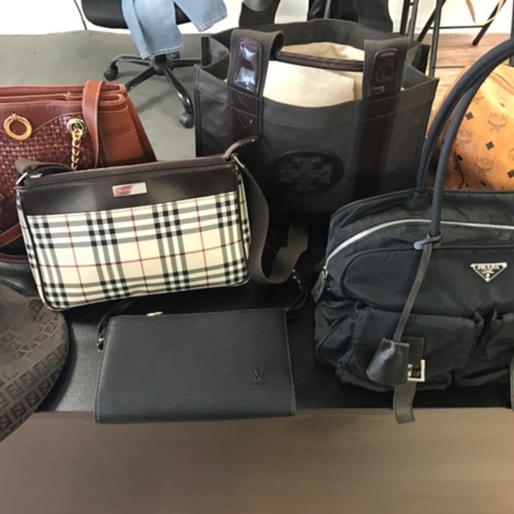 I just started buying/selling on Posh again. Excited to help others, buy & sell. - Picture 5 of 8